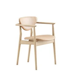 109 Armchair, valnød af Finn Juhl