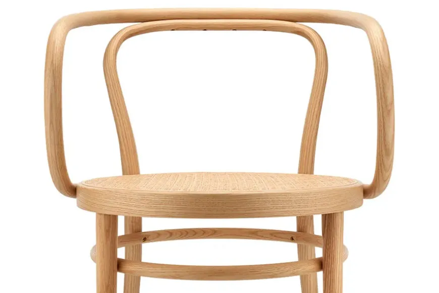 209 Armstol, ask fra Thonet
