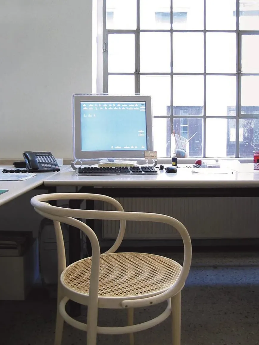 209 Armstol, bøg fra Thonet