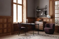 5321 bordlampe fra GUBI