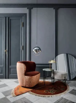 5321 bordlampe fra GUBI