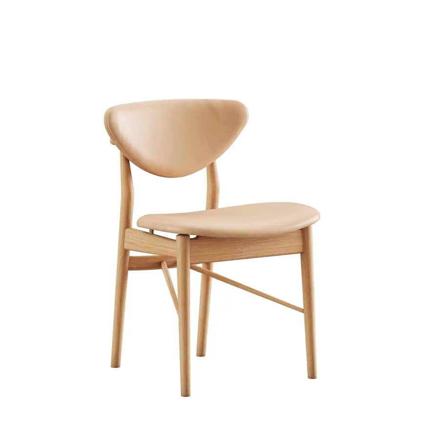 108 Chair, valnød af Finn Juhl