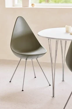 3110 Dråben af Arne Jacobsen