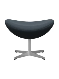 3127 Fodskammel til Ægget af Arne Jacobsen stofgr. 1