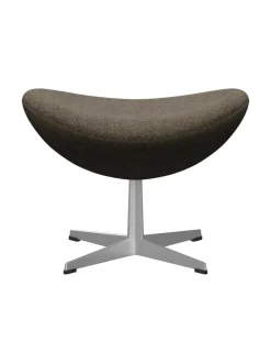 3127 Fodskammel til Ægget af Arne Jacobsen stofgr. 1