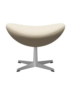 3127 Fodskammel til Ægget af Arne Jacobsen stofgr. 1