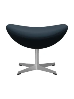 3127 Fodskammel til Ægget af Arne Jacobsen stofgr. 1