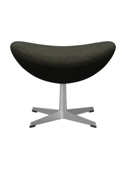 3127 Fodskammel til Ægget af Arne Jacobsen stofgr. 1