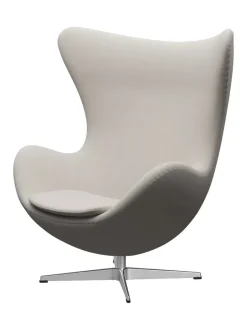3316 Ægget af Arne Jacobsen læder