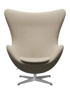 3316 Ægget af Arne Jacobsen læder