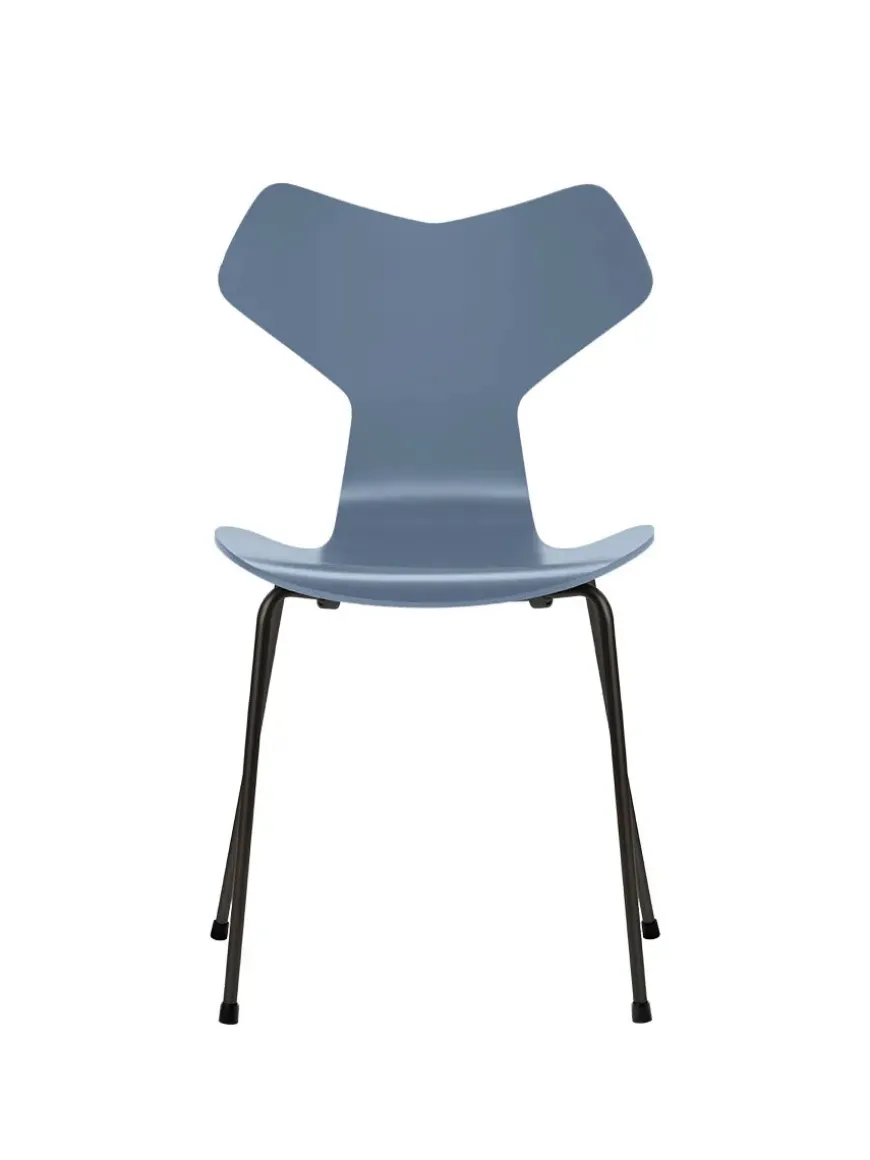 3130 Grand Prix stol lakeret af Arne Jacobsen