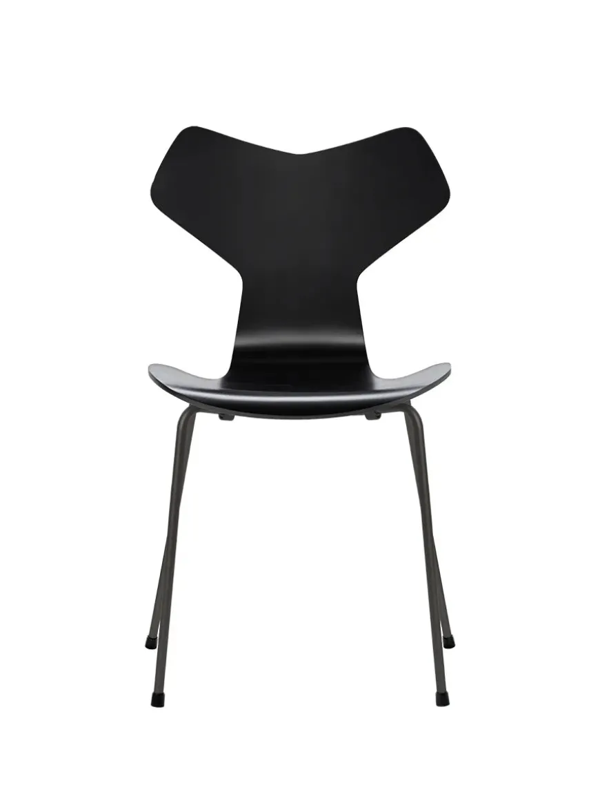 3130 Grand Prix stol lakeret af Arne Jacobsen