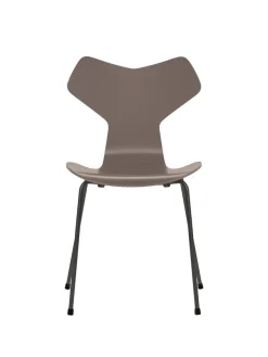3130 Grand Prix stol lakeret af Arne Jacobsen