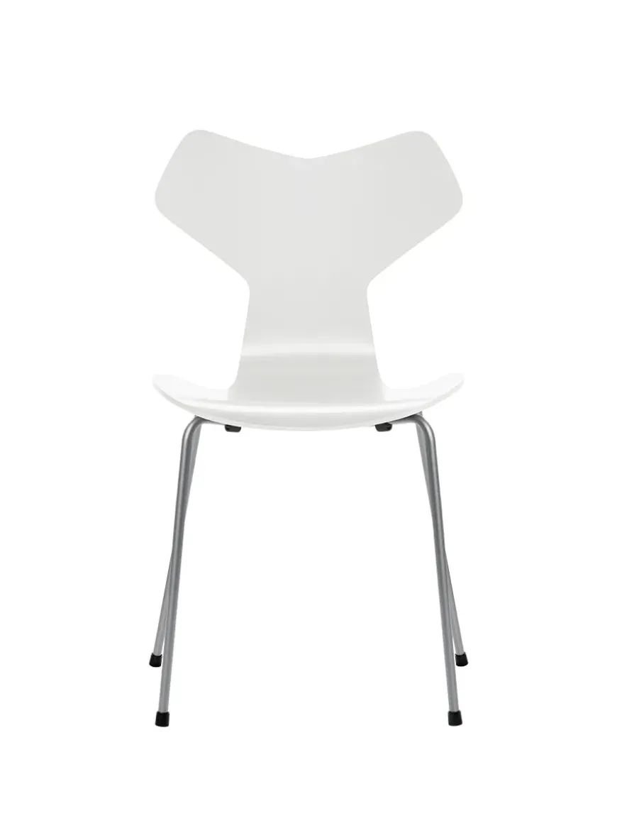 3130 Grand Prix stol lakeret af Arne Jacobsen