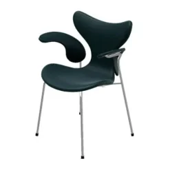 3208 Liljen med armlæn af Arne Jacobsen
