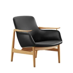 53 Lænestol, valnød af Finn Juhl