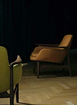 53 Lænestol, valnød af Finn Juhl