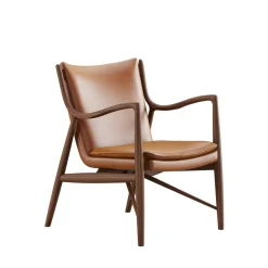 45 Lænestol, valnød af Finn Juhl