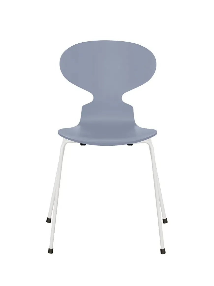 3101 Myren Stol lakeret af Arne Jacobsen