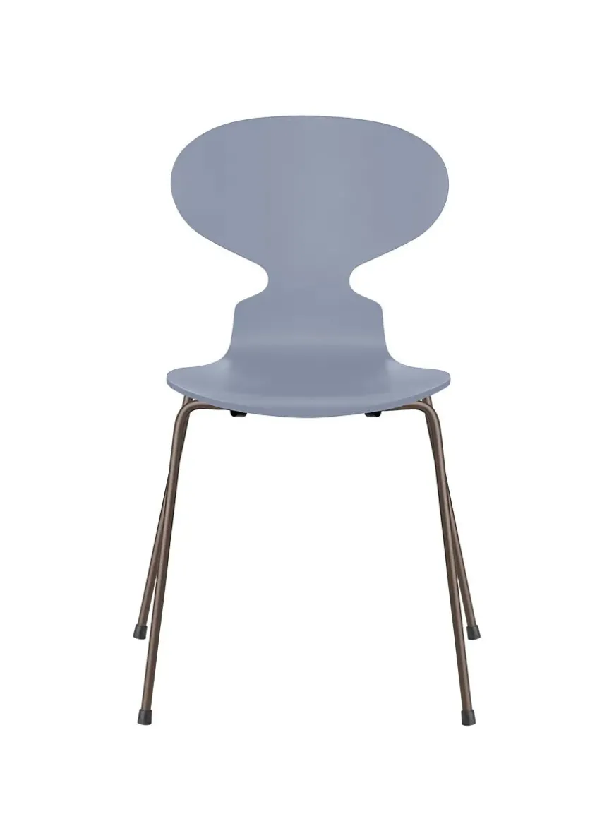 3101 Myren Stol lakeret af Arne Jacobsen