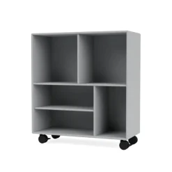 1619 reol inkl. hjul fra Montana