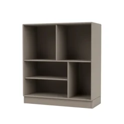 1619 reol inkl. hjul fra Montana