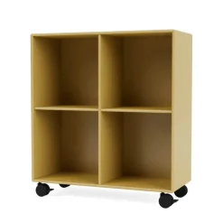 1112 reol inkl. sokkel fra Montana