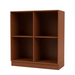 1112 reol inkl. sokkel fra Montana