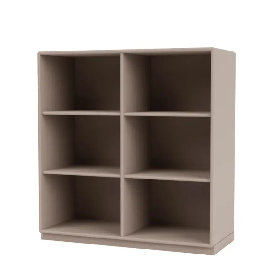 1113 reol inkl. sokkel fra Montana