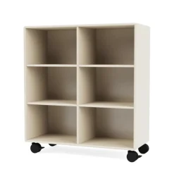 1113 reol inkl. sokkel fra Montana