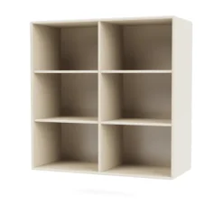 1113 reol inkl. sokkel fra Montana