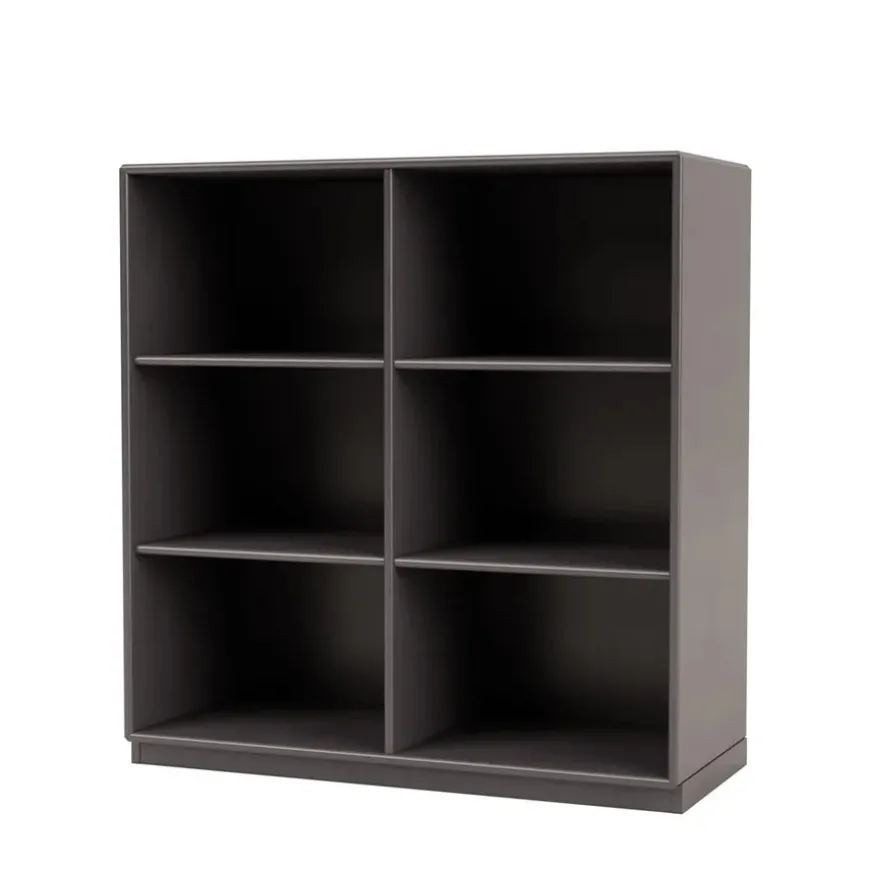 1113 reol inkl. sokkel fra Montana