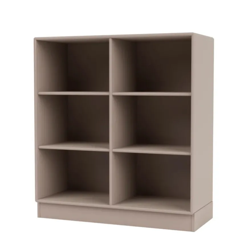 1113 reol inkl. sokkel fra Montana