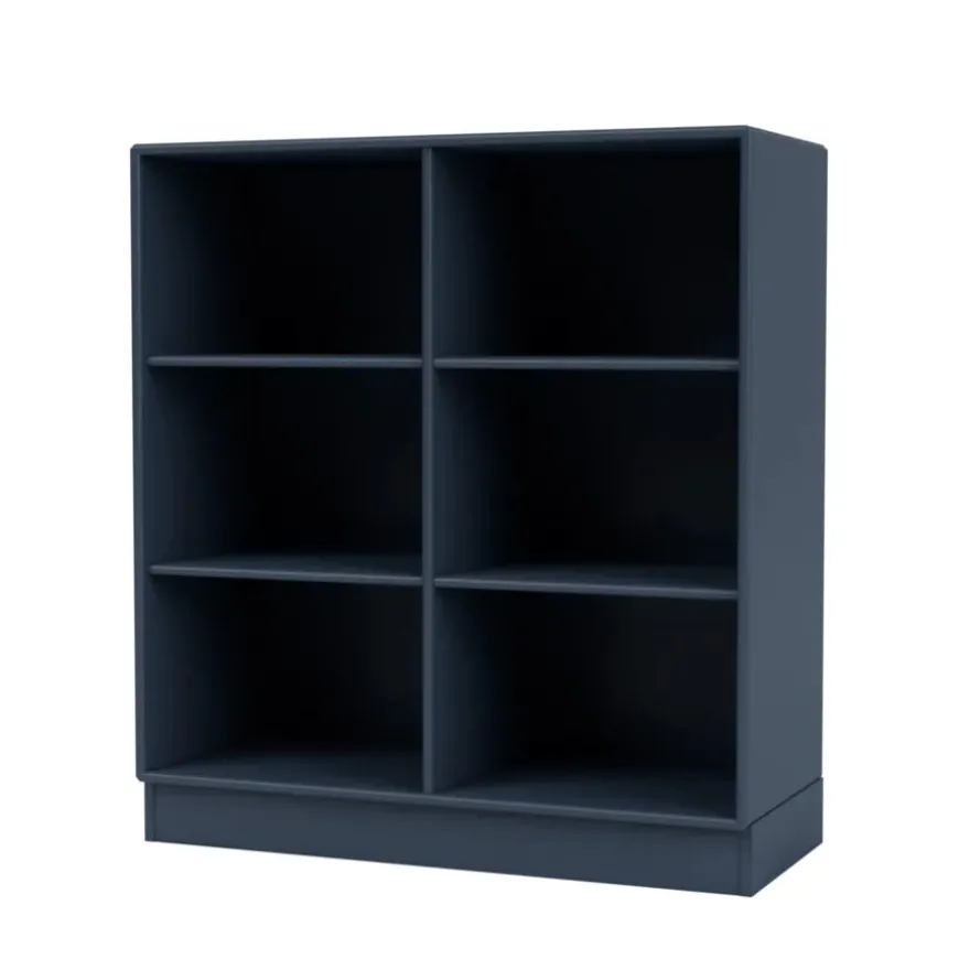 1113 reol inkl. sokkel fra Montana