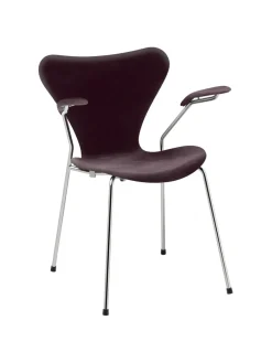 3207 Serie 7 Armstol af Arne Jacobsen