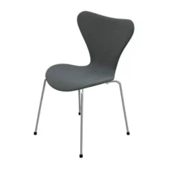 3107 Serie 7, fuldpolstret af Arne Jacobsen