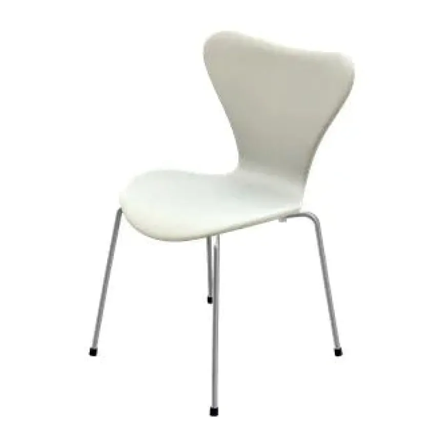 3107 Serie 7, fuldpolstret af Arne Jacobsen