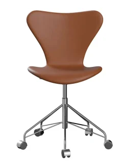 3117 Serie 7 Kontorstol af Arne Jacobsen