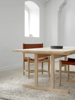 6286 Spisebord af Børge Mogensen