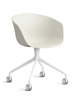 About a Chair AAC52 Forsidepolstret, hvid skal fra Hay