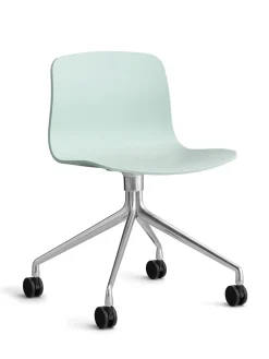 About a Chair AAC15 fra Hay