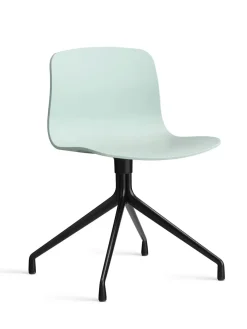 About a Chair AAC15 fra Hay