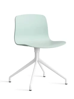 About a Chair AAC15 fra Hay