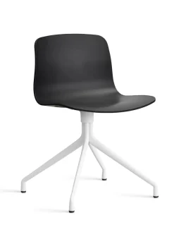 About a Chair AAC15 fra Hay