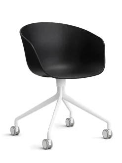 About a Chair AAC21 fra Hay