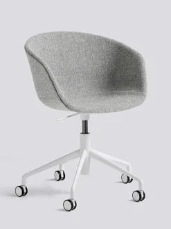 About a Chair AAC25 fra Hay