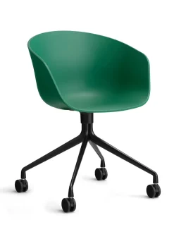 About a Chair AAC25 fra Hay