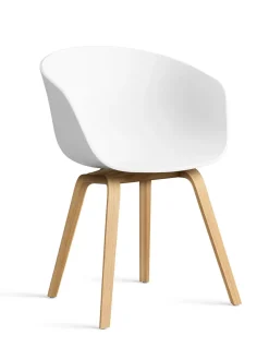 About a Chair AAC22 fra Hay
