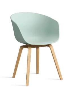 About a Chair AAC22 fra Hay