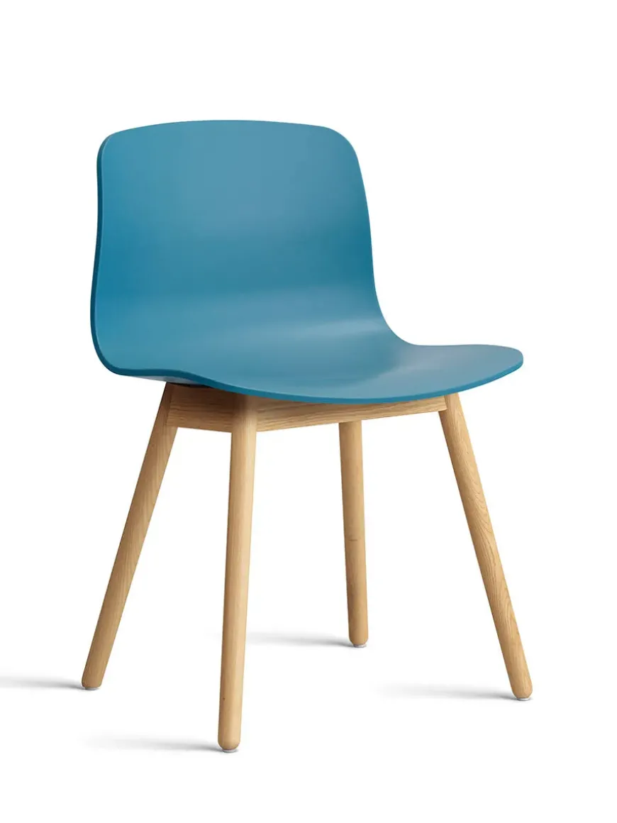 About a Chair AAC13 fra Hay